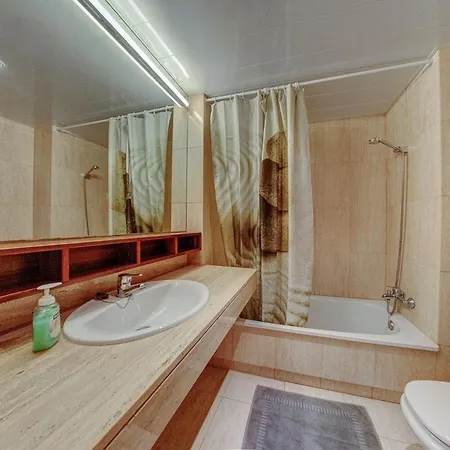 Residencia Playa Graciosa * ロスクリスティアーノス