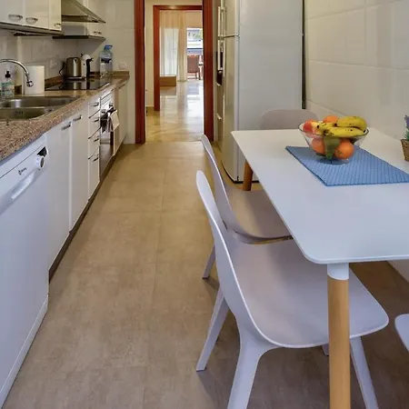 アパート Residencia Playa Graciosa ロスクリスティアーノス