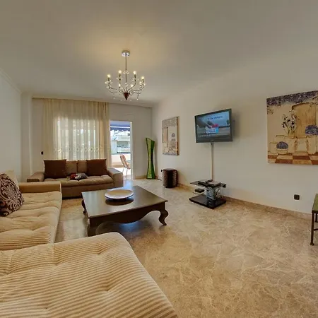 アパート Residencia Playa Graciosa